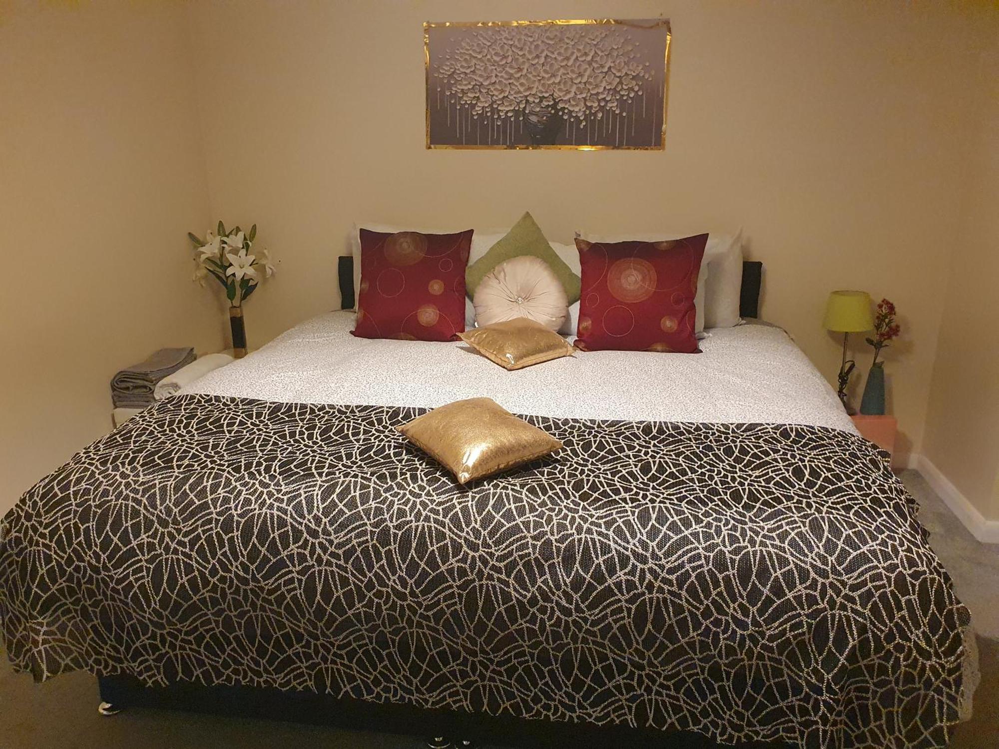 Lovely 1Bedrood Apartment Гильдфорд Экстерьер фото